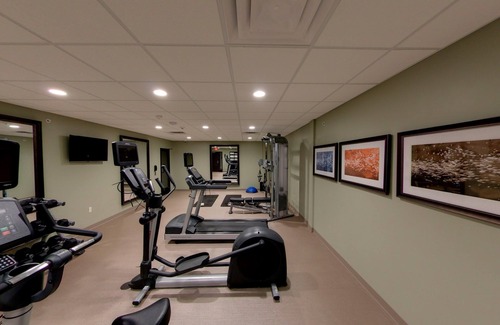 Bryant Pattengill East Condo | Close to University of Michigan + In Research Park | Indoor Pool + 24 Hour Fitness Center