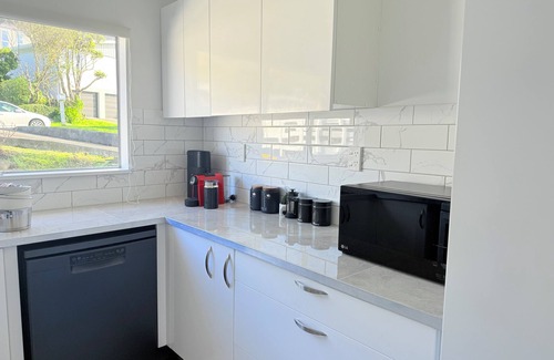 Johnsonville House | Cloud Catcher - Family Comfort & Scenic Views