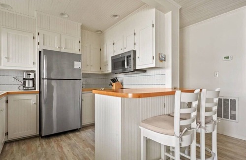 Lake Township House | Cloud Nine on Crystal Lake