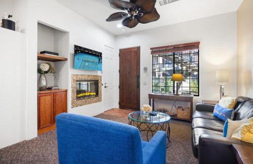 Village House | CLR108 Quiet and Cozy Downstairs 1 Bedroom Condo