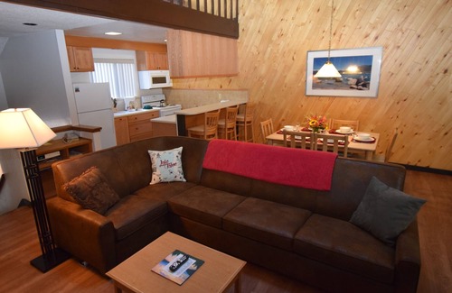 Incline Village Hotel | Club Tahoe