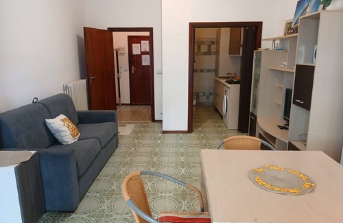 Valverde Apartment | CN010 - Cesenatico, large three-room apartment facing the sea with beach