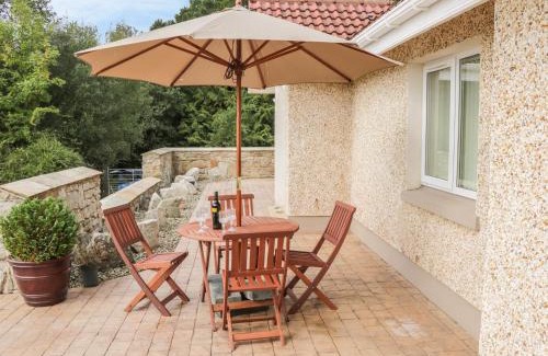 Carrigallen House | Cnoc suan