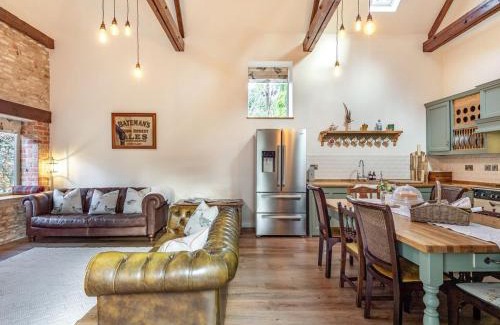 Welby House | Coach House