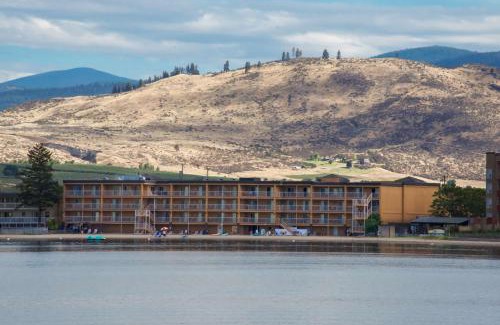 Okanagan-Similkameen Hotel | Coast Osoyoos Beach Hotel