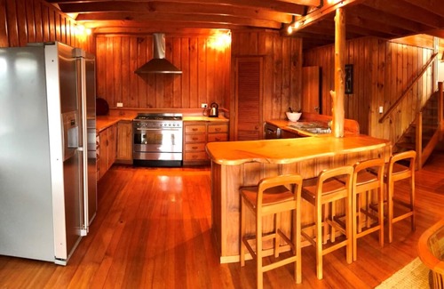Kaeo House | Coastal Chalet Suite A