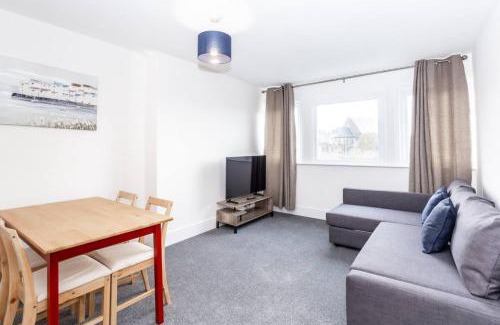 St Leonards-On-Sea Apartment | Coastal Charm 1br Flat Near The Sea Street Parking