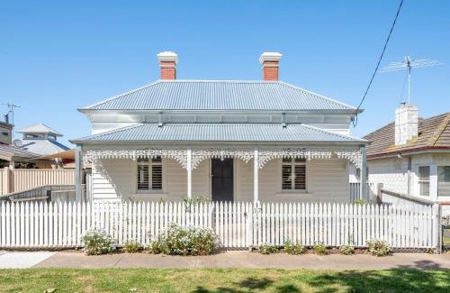 Queenscliff House | Coastal Cottage