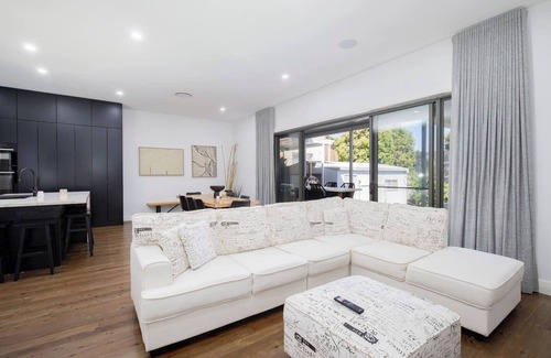 Merewether House | Coastal Cove Your Year Round Spa and Sauna Retreat