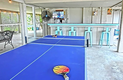 Pine Island House | Coastal Cozy Cabana | Steps to Beach Kayaks Big Yard Peaceful Escape