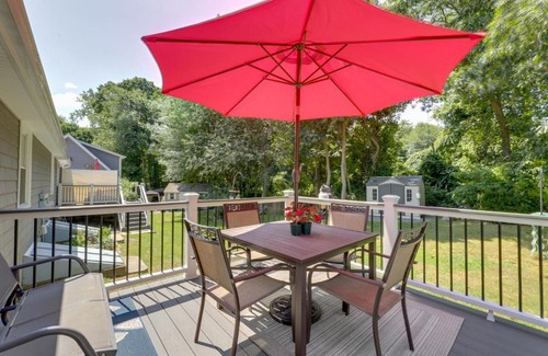 Niantic House | Coastal Getaway with Porch, 2 Mi to Niantic Beach!