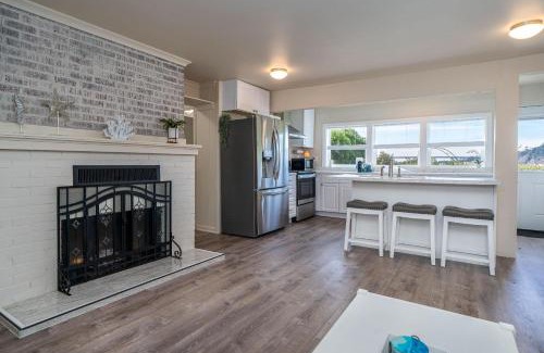 Waldport House | Coastal Happiness