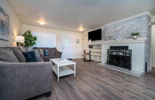 Waldport House | Coastal Happiness