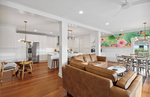 Isle of Palms Villa | Coastal oasis: heated pool, rooftop, putting green + walk to the beach
