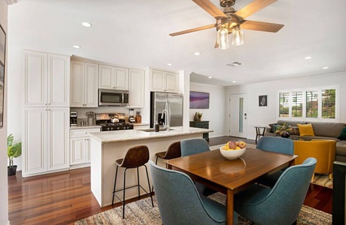 Sunset Cliffs House | Coastal Oasis, LUX Private Yard Firepit BBQ AC WD