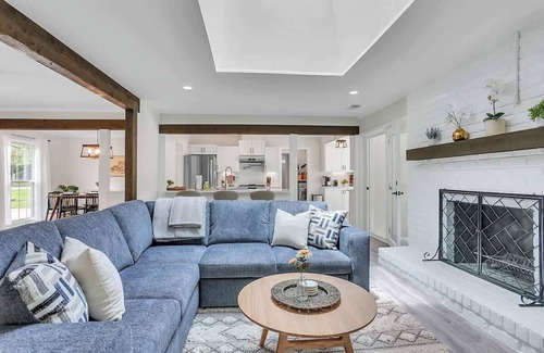 Savannah House | Coastal Pool Retreat Near Beach, Downtown & Fun!