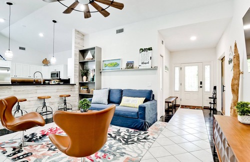 Palma Sola House | Coastal Soul - Heated pool, 5BR/4.5BA, 1-acre, AMI & Robinson Preserve