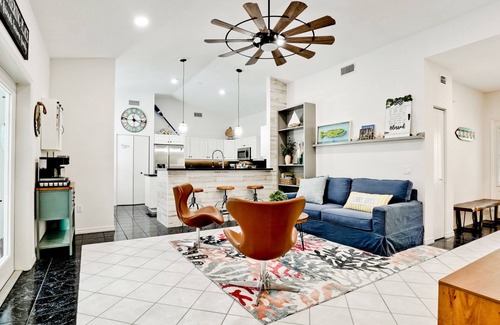 Palma Sola House | Coastal Soul - Heated pool, 5BR/4.5BA, 1-acre, AMI & Robinson Preserve