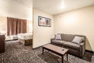 Two Rivers Hotel | Cobblestone Hotel & Suites - Two Rivers
