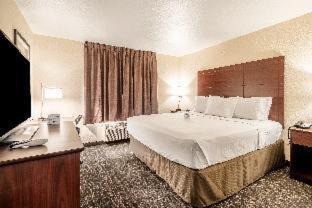 Two Rivers Hotel | Cobblestone Hotel & Suites - Two Rivers