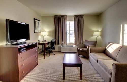 Beulah Hotel | Cobblestone Hotel & Suites - Beulah