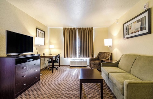 Cambridge Hotel | Cobblestone Inn & Suites - Cambridge