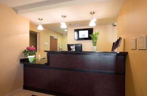 Eads Hotel | Cobblestone Inn & Suites - Eads
