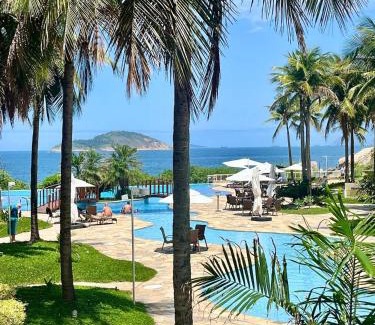 Camboinhas Apartment | Cobertura PÉ NA AREIA com Deslumbrante Vista Panorâmica