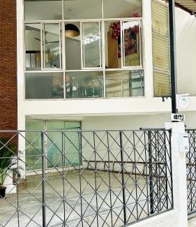 Nana Hostel | Coco House Sukhumvit 1, BTS ploenchit