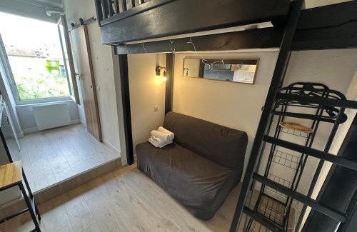 Quartier Chorier-Berriat Apartment | Cocon calme à 2mn Clinique Mutualiste et Tram