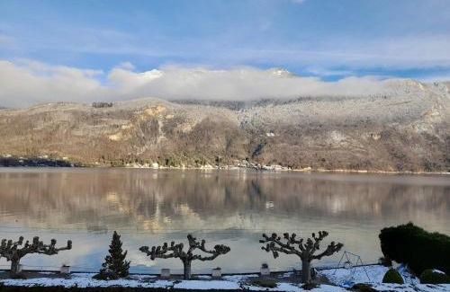 Bredannaz Apartment | CoconLagon Sérénité au lac d'Annecy