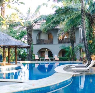 Mlonggo House | Coconut Lodge Resort