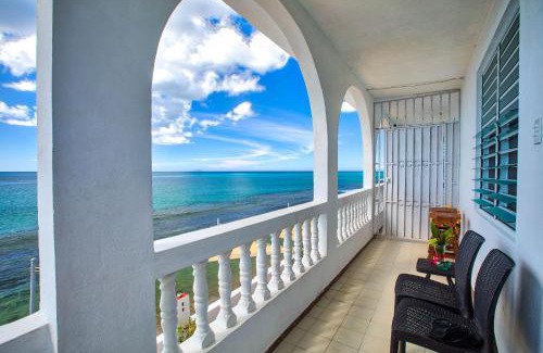 Stella Hotel | Coconut Palms Inn