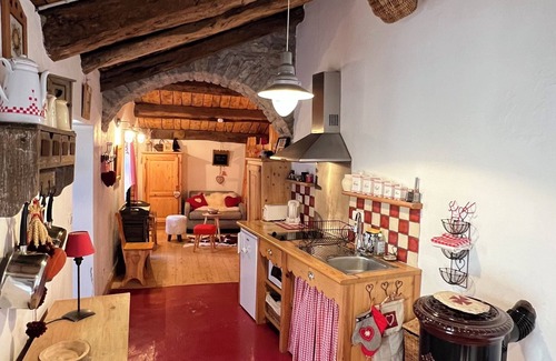 La Couvertoirade House | - Coeur des Causses -