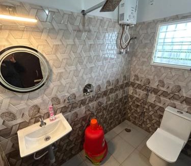 Mudigere House | Coffee hills Homestay- near etthina buja, devaramane, bettadhabiraveshvara temple