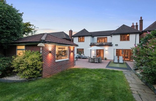 Seisdon House | Cohost Partners Luxury Family Retreat Birmingham