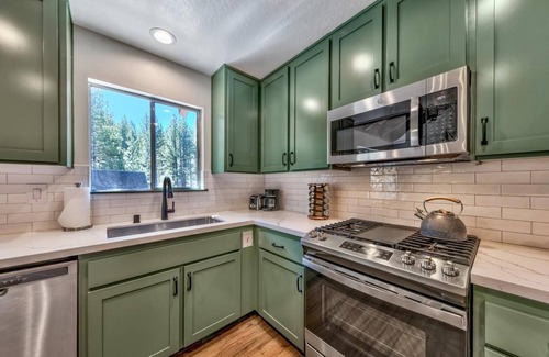 Montgomery Estates House | Cold Creek Retreat - Sauna, Foosball, Corn Hole, Pet Friendly, Hiking Trails