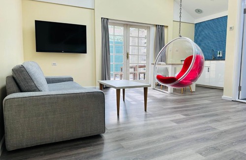 Bomaderry Apartment | Colin's Garden