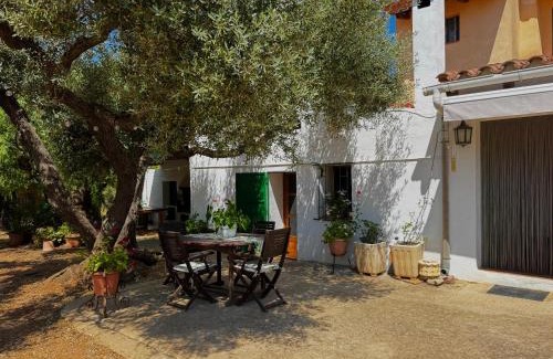 La Senia House | Coll Na Riu