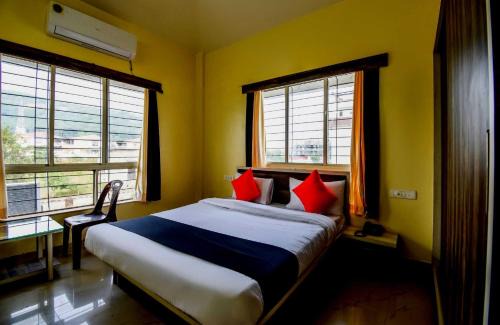 Somatane Hotel | Collection O Dwarka Lodge