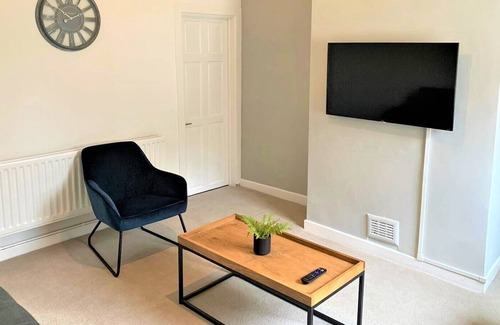 Newcastle-Under-Lyme House | Colliery House by YourStays