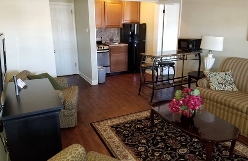 Seekonk Hotel | Colonial Inn Seekonk