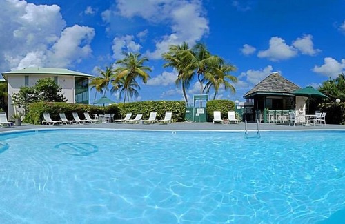 Estate Golden Rock Apartment | Colony Cove Beach Resort by Antilles Resorts