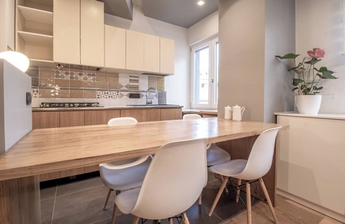 Quartiere XXII Collatino Apartment | COLOR FAMILY SUITE