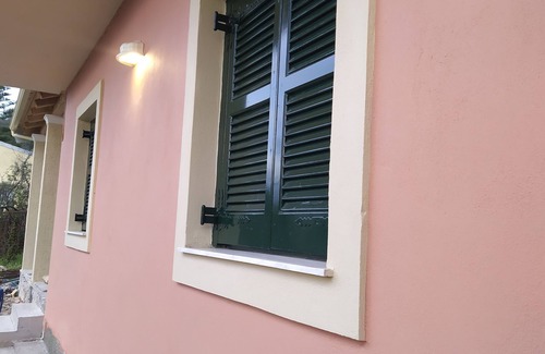 Achilleio House | Colorful and peaceful private apartment in traditional village