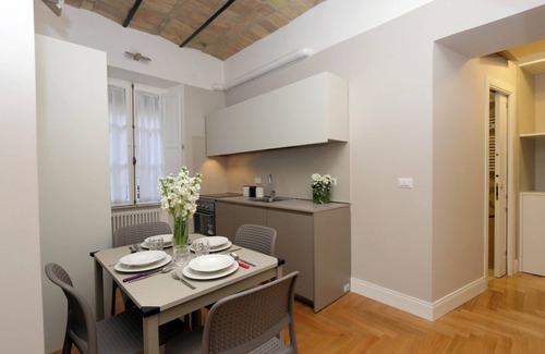 Celio Apartment | COLOSSEUM ELEGANT APARTMENT FOR 4 - NEAR METRO