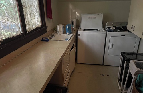 Eugene House | Columbia House - Near UO, Washburne Park & 4 blocks from Hayward Field
