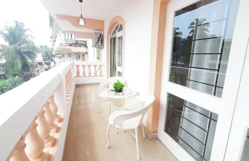 Colva House | Colva Blossom 2BHK with pool, 5 min to Colva Beachnn