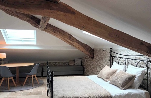 Lauzerte Bed & Breakfast | Come and recharge your batteries in Lauzerte, one of France's most beautiful villages.