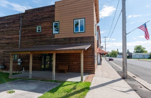 Ewen House | Come explore the Western UP! Located right on the atv and snowmobile trail.